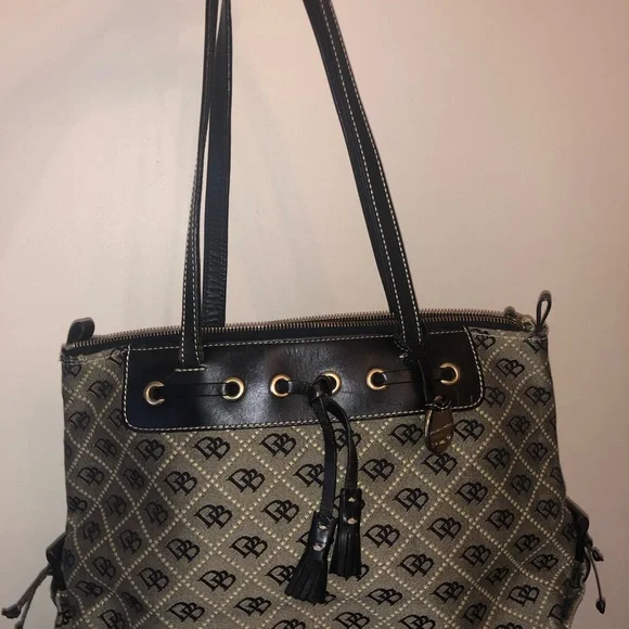 Dooney & bourke tote - Picture 10 of 16